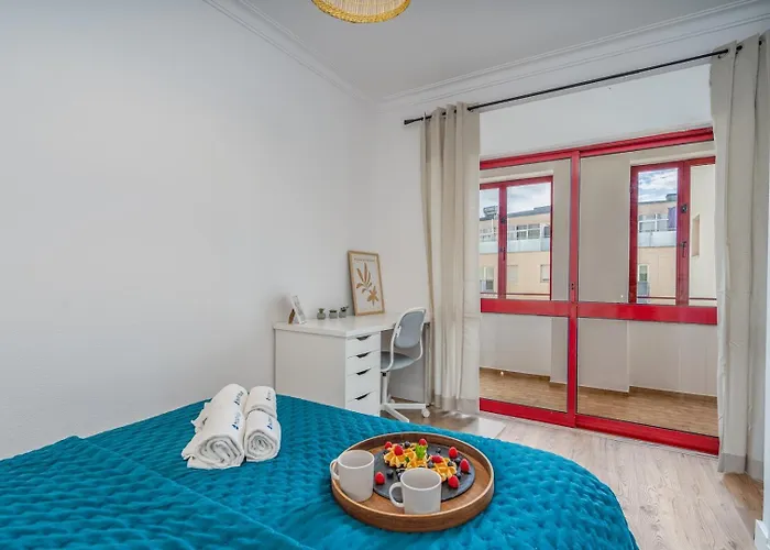 Hostwise - Elegant & Stylish Flat W/ Balcony Daire Portimão